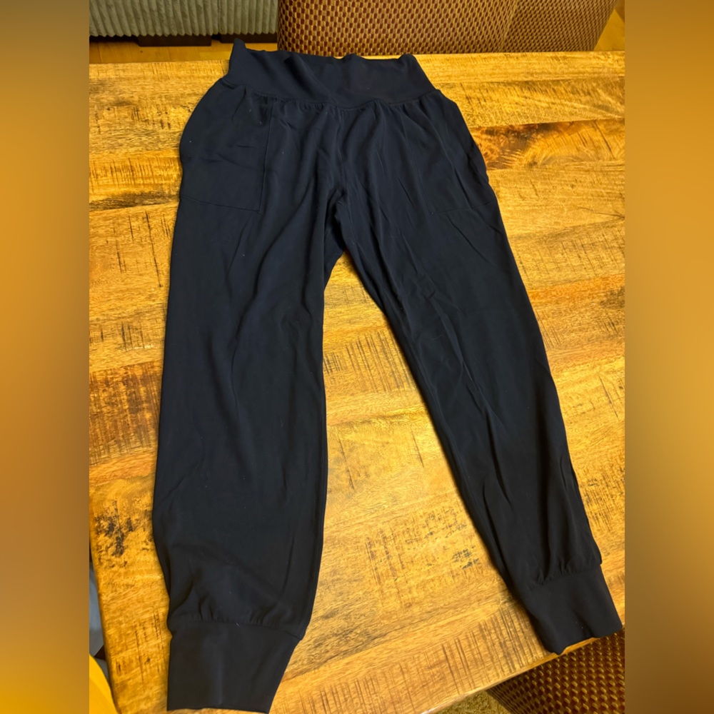Athleta Navy Salutation Joggers